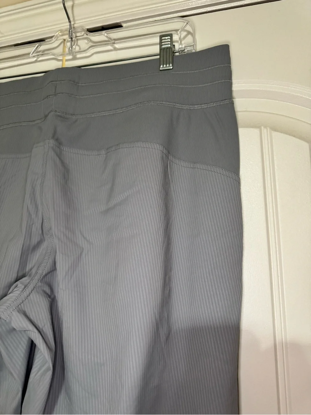 Lululemon Dance Studio Mid-Rise Jogger Full Length in Rhino Grey Size 12